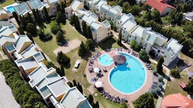 Helena Studio Apartman Siofok Exterior photo